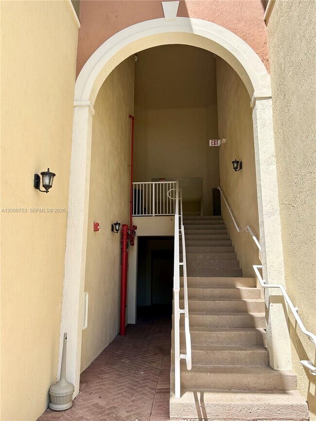 Building Photo - 10870 NW 88th Terrace