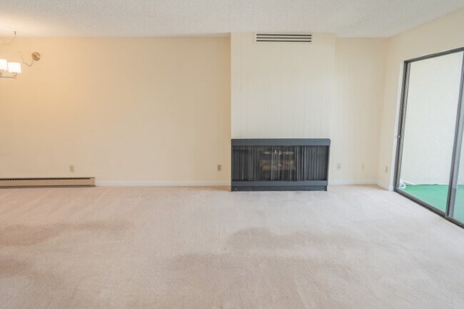 Building Photo - 2929 76th Ave SE