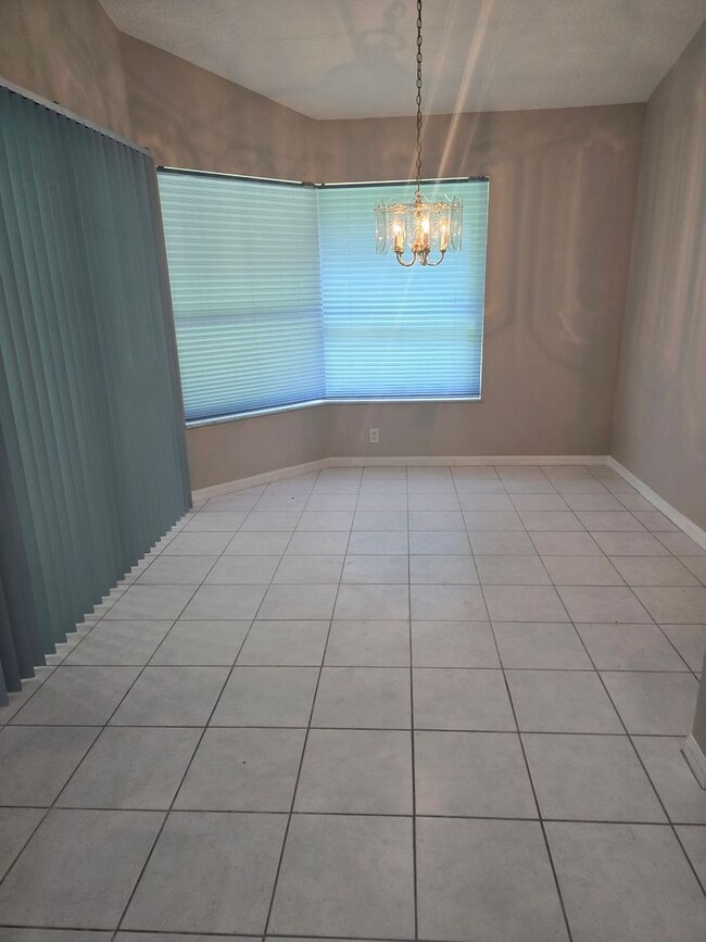 Building Photo - Beautiful 3/2/2 in Sugarmill Woods!!!