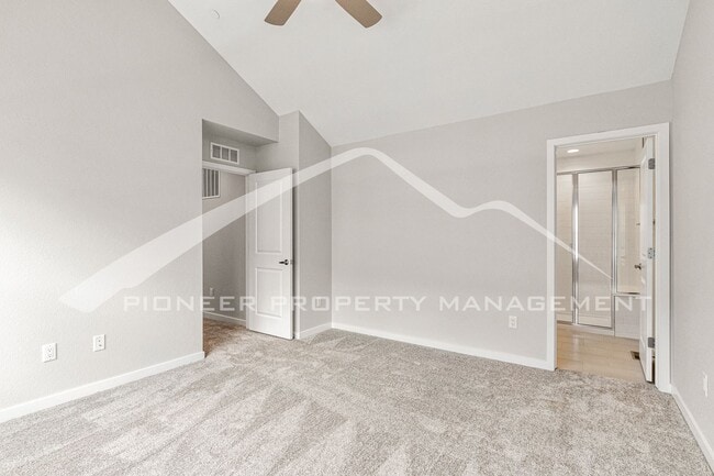 Building Photo - Beautiful Home with 2 Car Garage and Central A/C