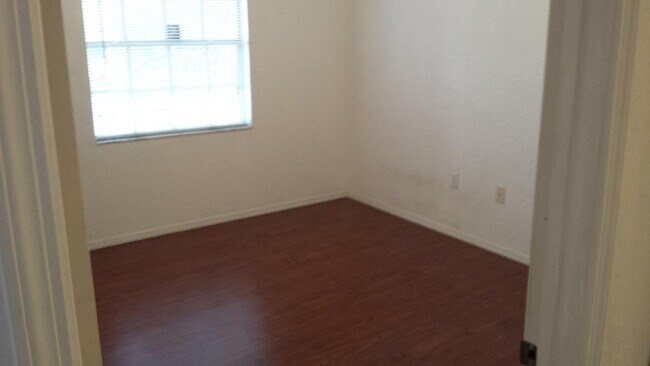 Building Photo - 14037 Fairway Island Dr