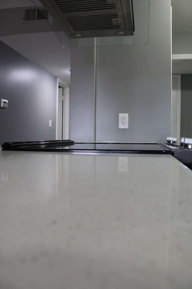 Building Photo - 4032 Clark Ave