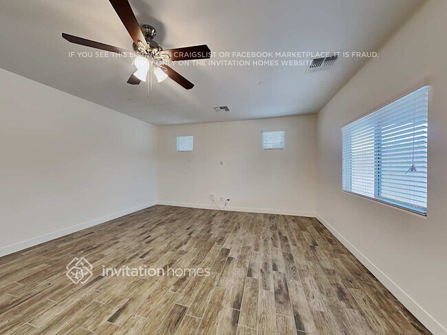 Building Photo - 2105 N 211th Dr