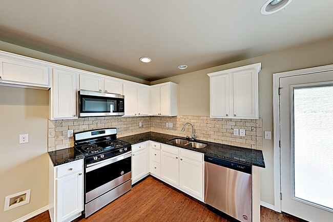 Building Photo - 3 Bedroom, 2 Bath Home in Midwest City