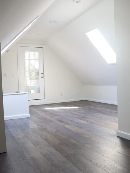 extra living space upstairs - 20 Olcott Ave