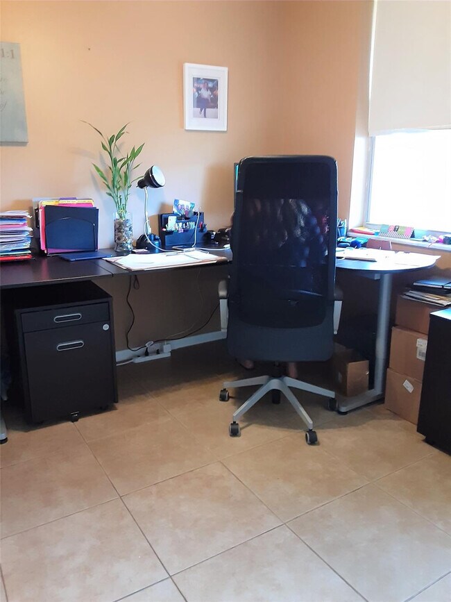 Building Photo - 777 S Federal Hwy