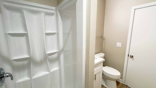 Building Photo - DL Georgia