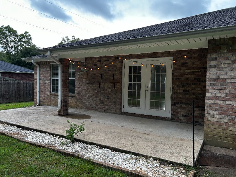 Building Photo - 6102 Fagan Cir