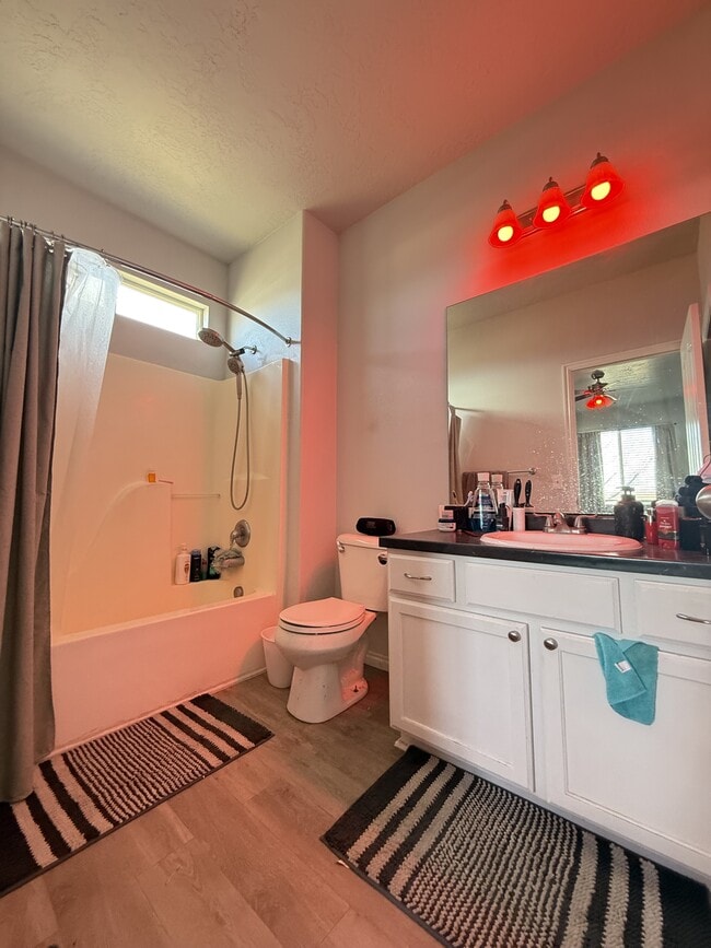 Building Photo - 4737 Oregon Trail Way W