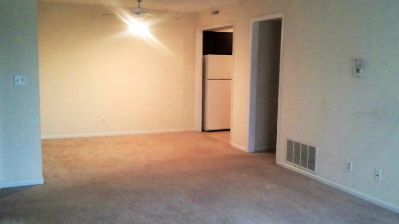 Building Photo - 1913 W 1st St