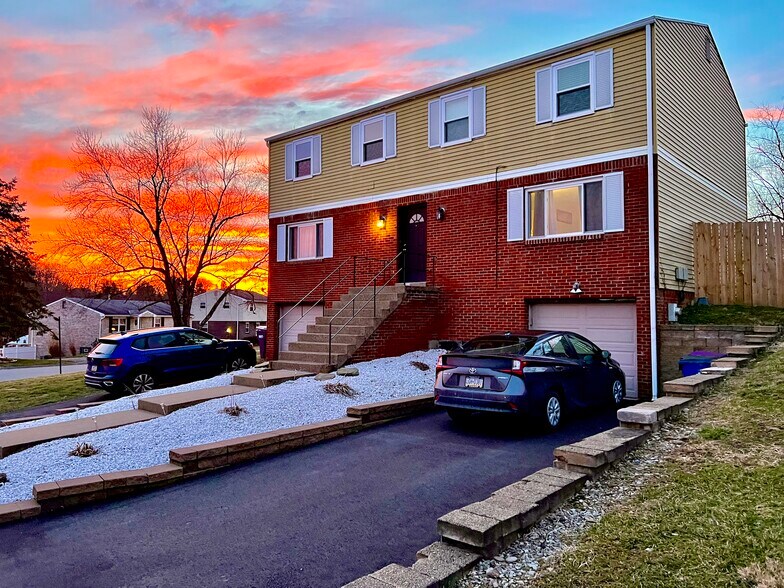 Building Photo - 8099 Nuttals Grove Rd