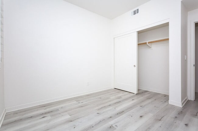 Building Photo - Beautiful Townhome at Millenia in Otay Ranch!