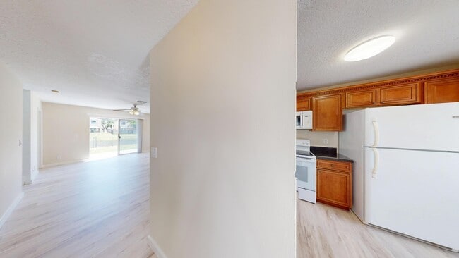 Building Photo - 62 Plumage Ln