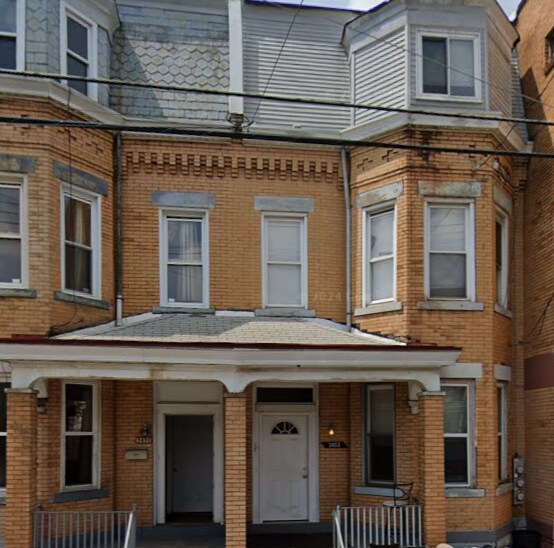 Building Photo - 3453 Ward St