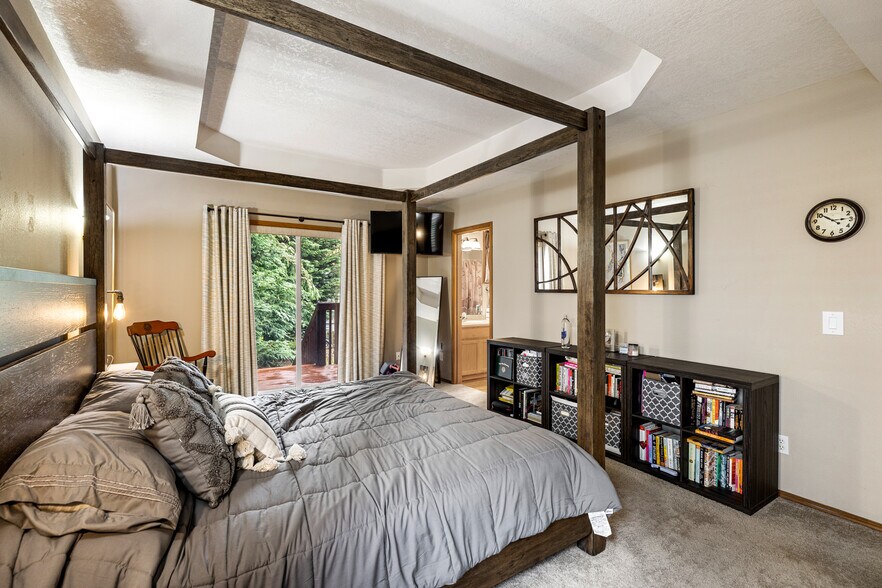 Building Photo - 7956 SW 61st Ave