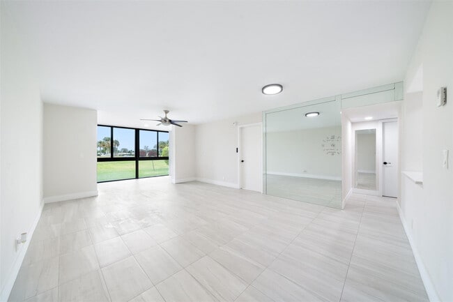 Building Photo - 7350 NW 18th St