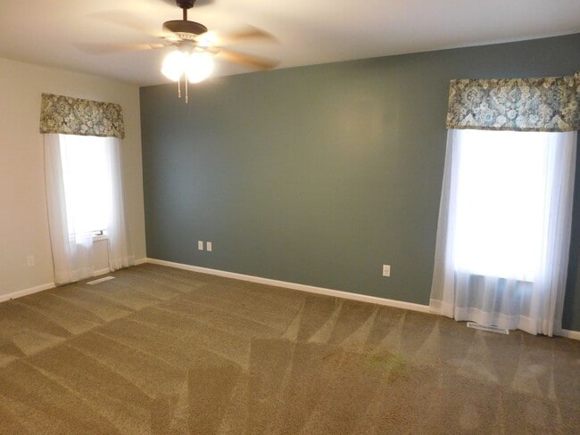 Building Photo - 103 Boatswain Dr