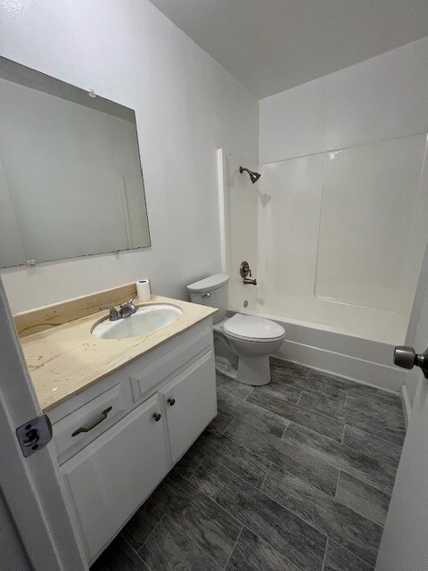 Building Photo - 2626 W Aurora St