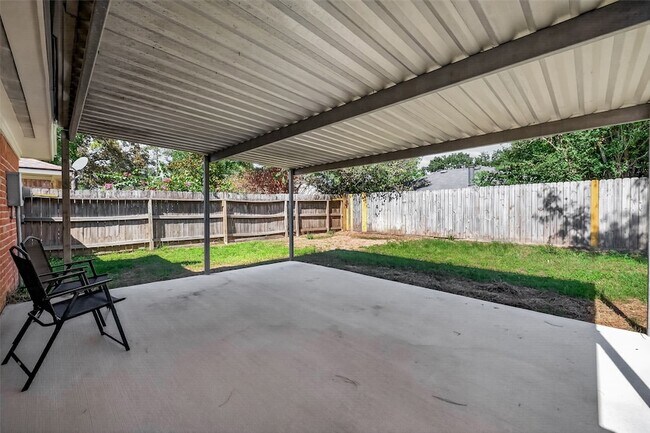 Building Photo - 29210 Binefield St