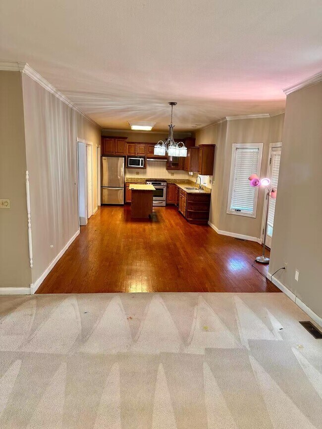 Building Photo - 1110 Brookedale Ct