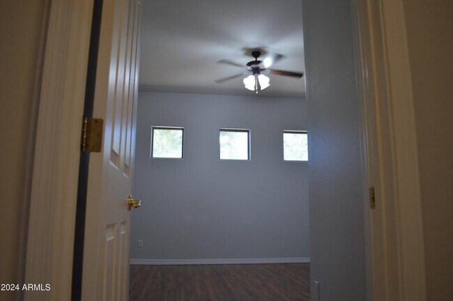 Building Photo - 4132 E Carriage Ct