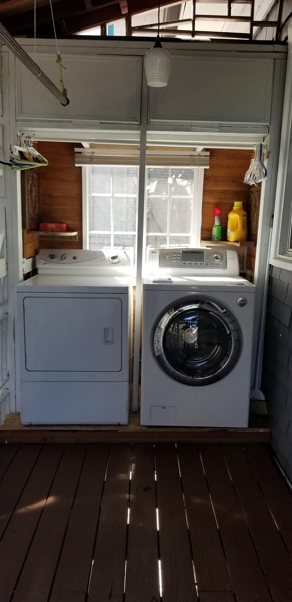 Building Photo - 1919 E Thomas St