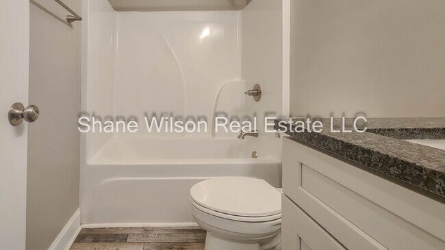 Building Photo - 3263 Chattanooga Rd