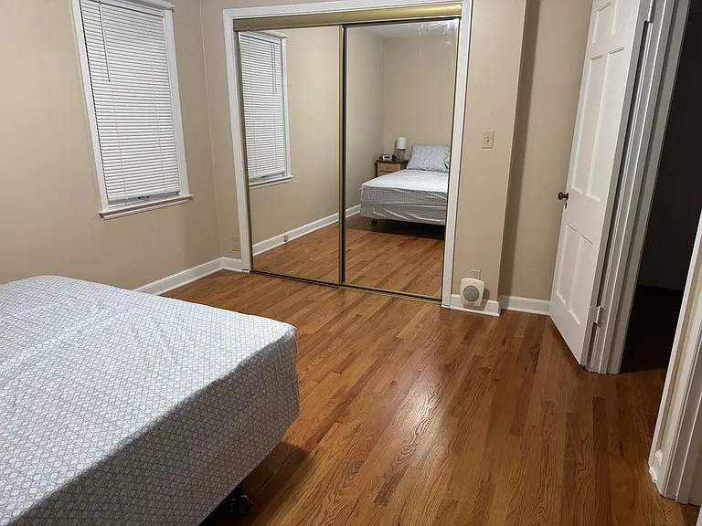 Building Photo - 1368 Doten Ave