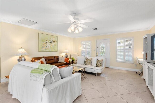 Building Photo - 1387 Moonmist Dr