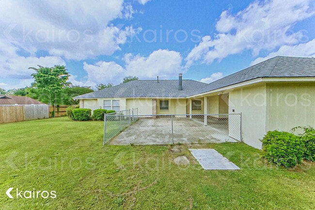 Building Photo - 2657 Old Orchard Ln