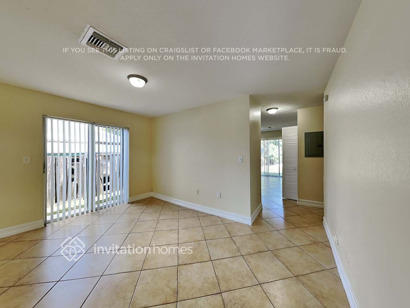 Building Photo - 6315 Plunkett St