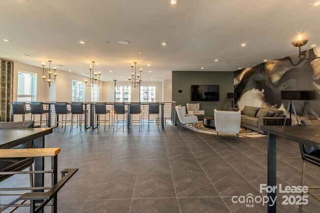 Building Photo - 3110 Doe River Wy