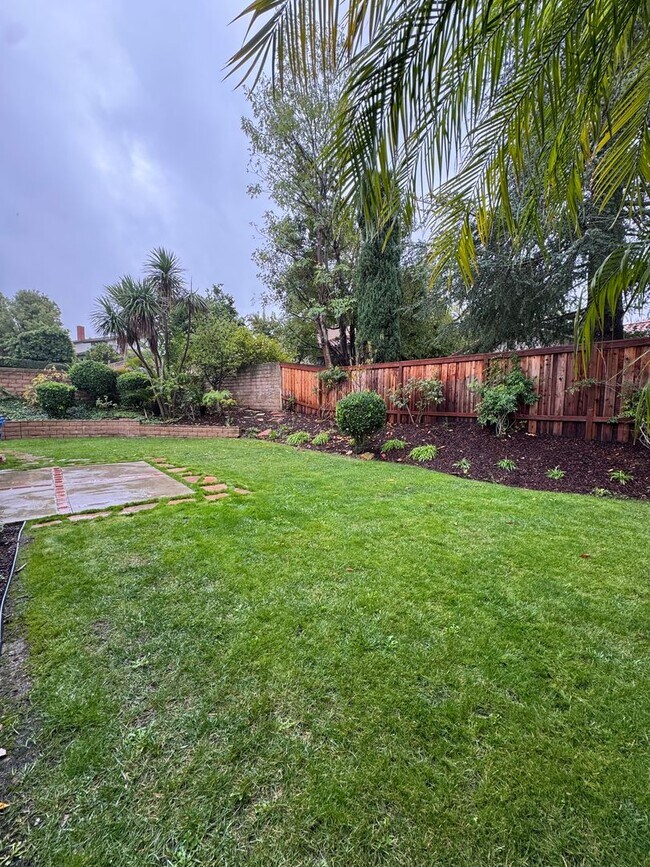 Building Photo - Renovated Home with Modern Comfort and Spa...