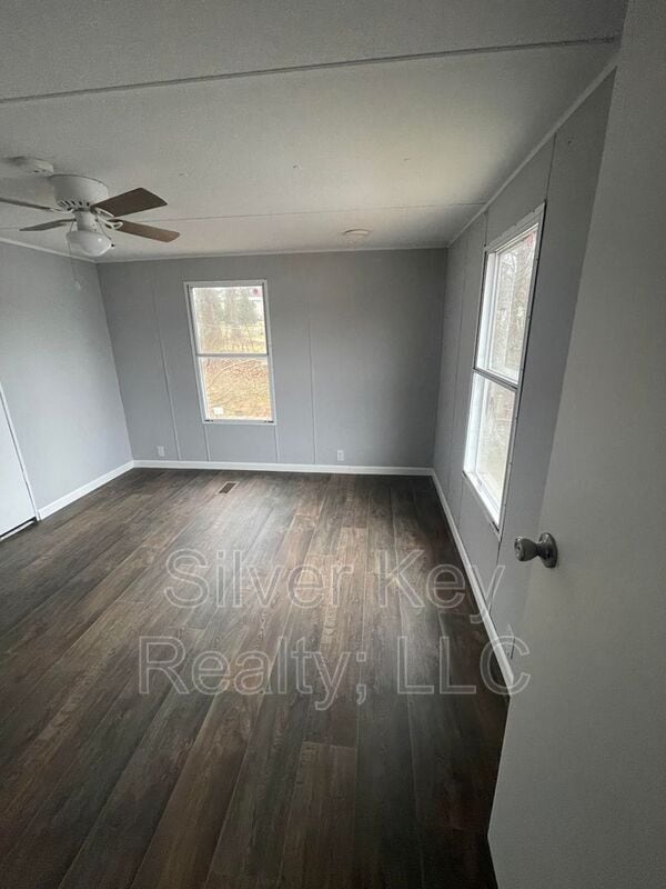 Building Photo - 1019 S Jackson St