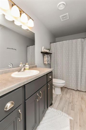 Building Photo - 1012 28th Ave W