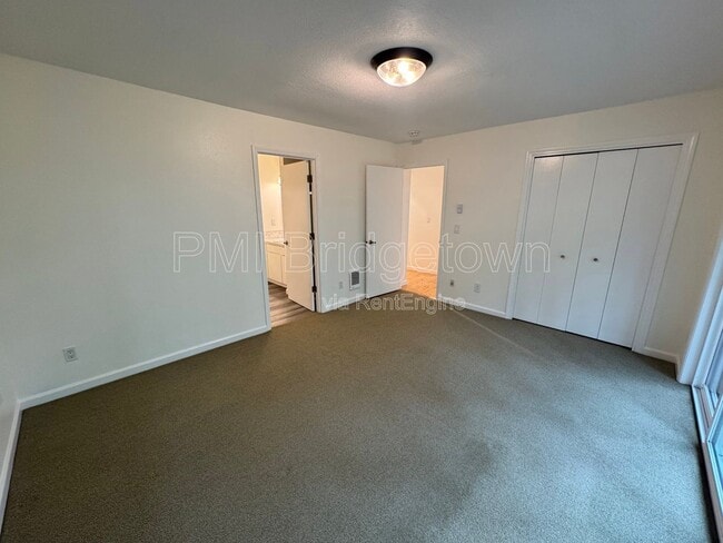 Building Photo - 307 Cervantes Cir