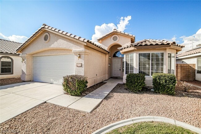 Building Photo - 1917 Crystal Glen Ct