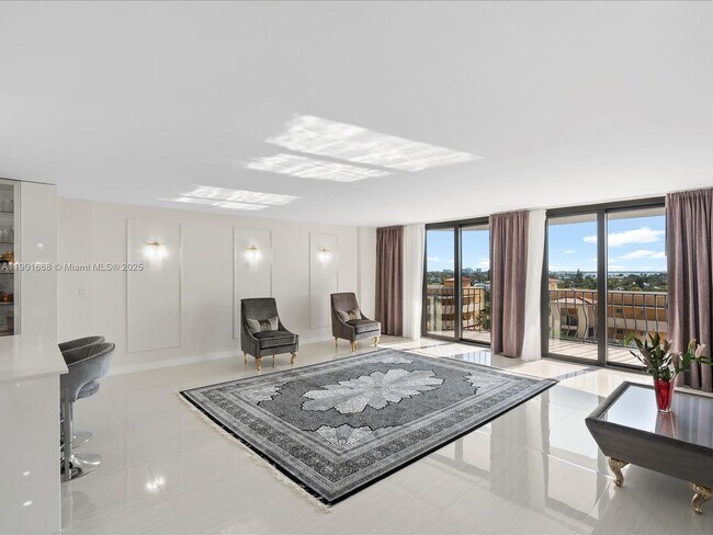 Building Photo - 8877 Collins Ave