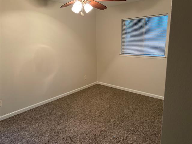 Building Photo - 2410 Viva Dr