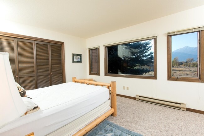 Building Photo - 370 SagebrushGlacier C