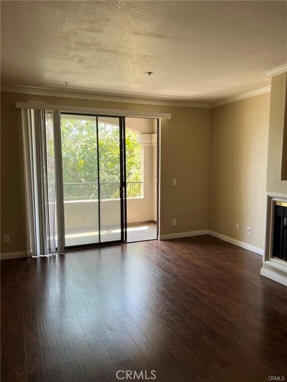 Building Photo - 555 Maine Ave