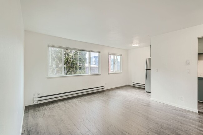 Building Photo - Amazing 1bed/1bath Apartment in White Center!