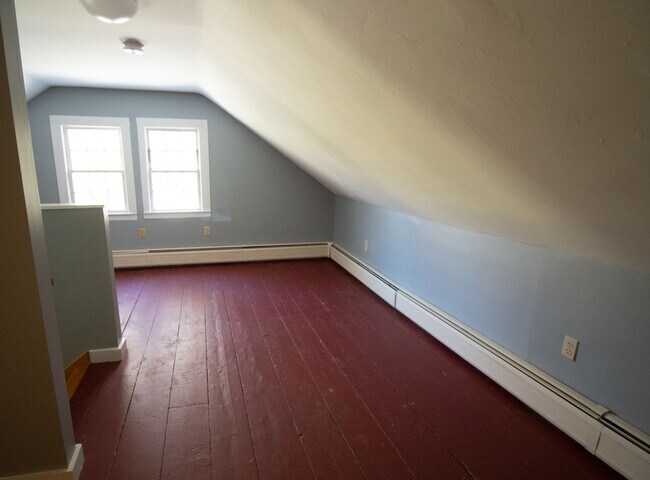 Building Photo - 12-16 Sage St.