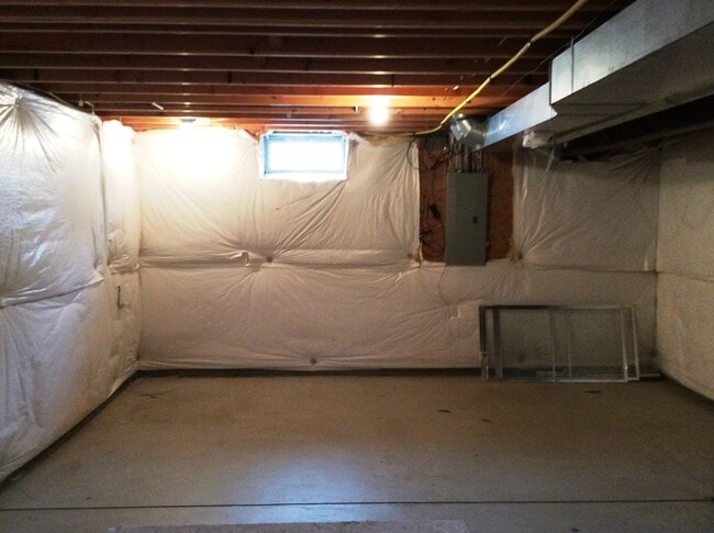 Building Photo - 1288 Waterbury Dr