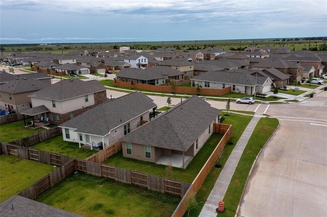 Building Photo - 1003 Pecan Harvest Dr