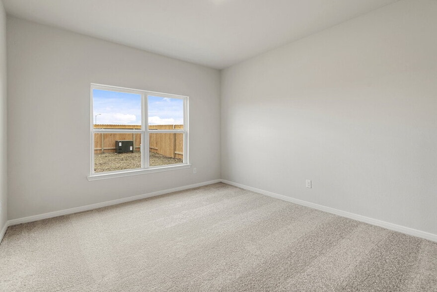 Building Photo - 420 Polly Grv Dr