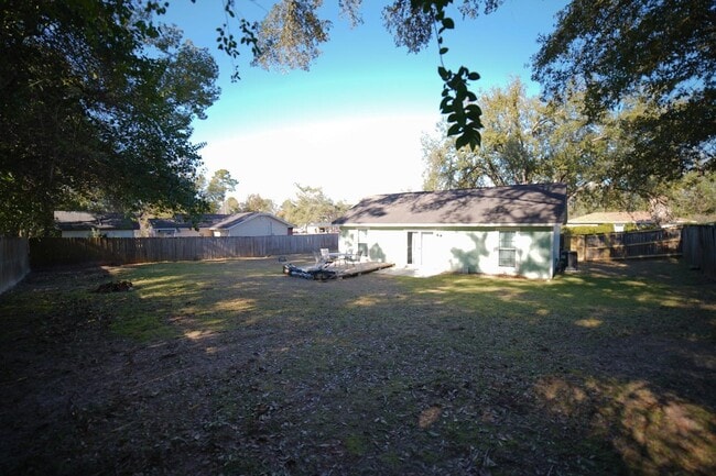 Building Photo - 8609 Kingston Ct