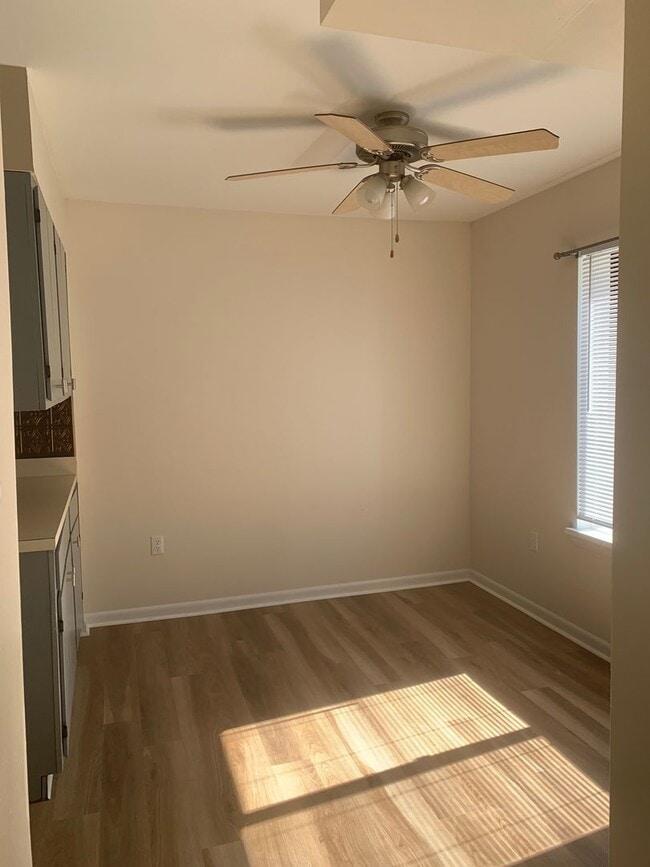 Building Photo - Future Rental! West York SD