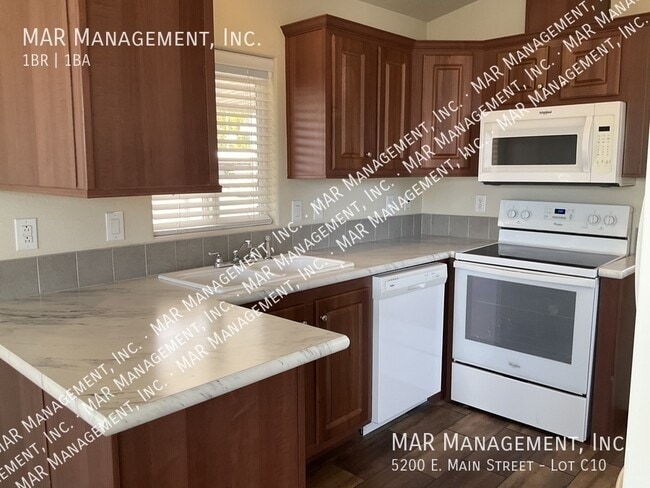 Building Photo - 5200 E Main St