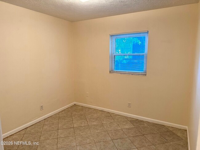 Building Photo - 3226 Rosselle St